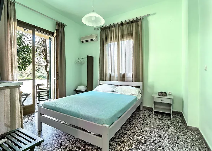 Old Boat Double 1 * Nikiana